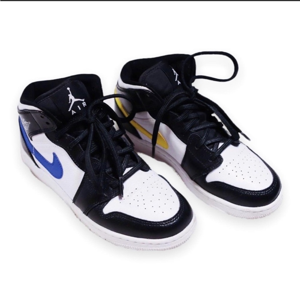 Nike Air Jordan 1s Mid